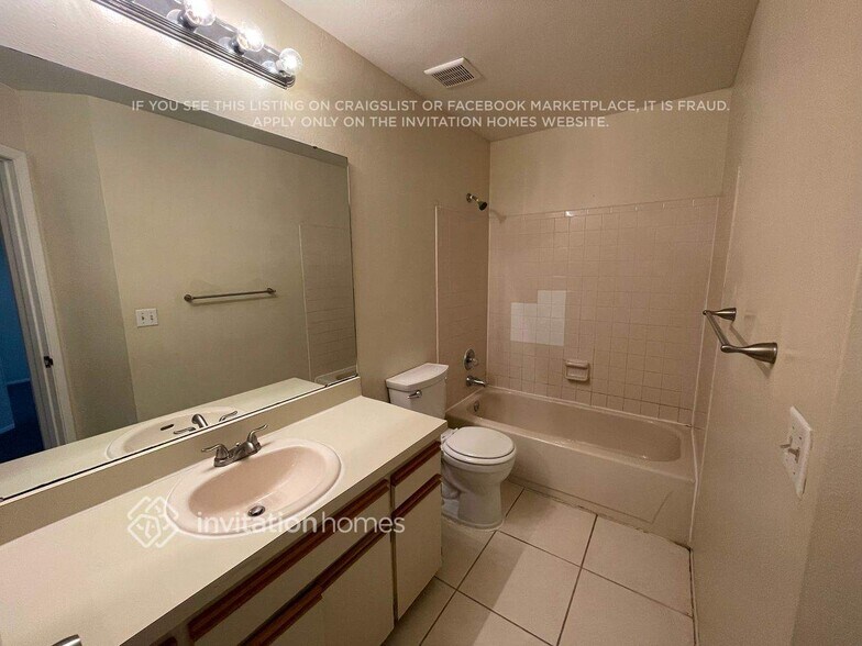 Building Photo - 13312 Kearney Way