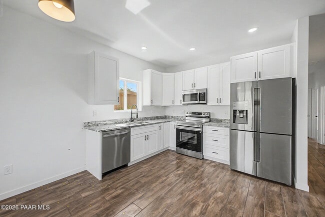 Building Photo - 2956 N Richey Blvd