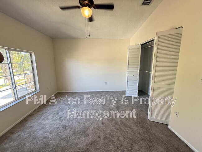 Building Photo - 12653 Longcrest Dr