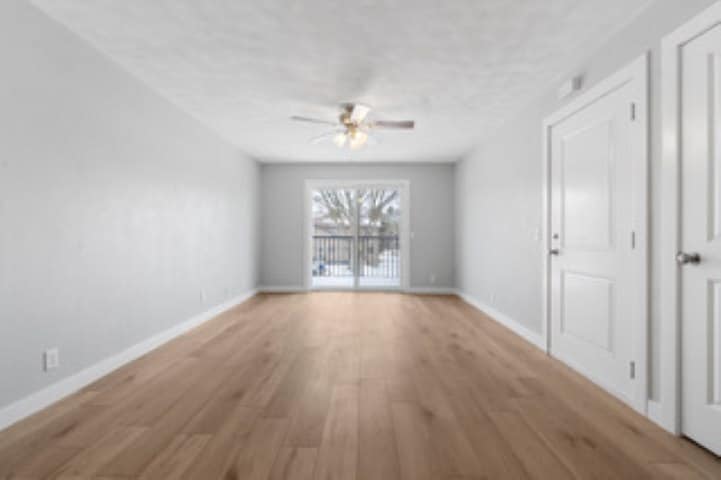Building Photo - 1650 W 42nd St