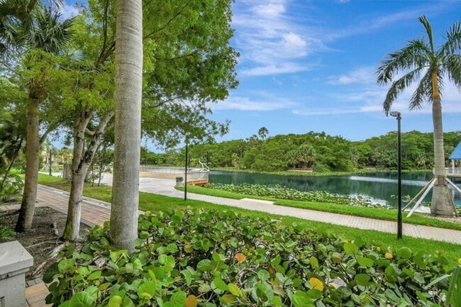 Building Photo - 350 N Federal Hwy