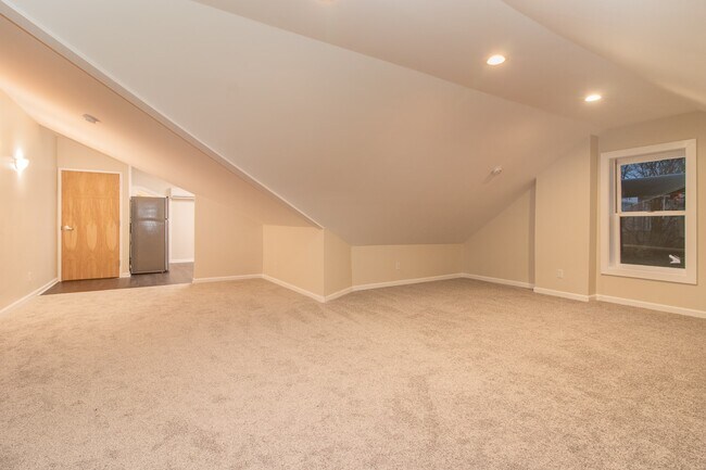 Building Photo - 302 W M.L.K. Jr. Blvd