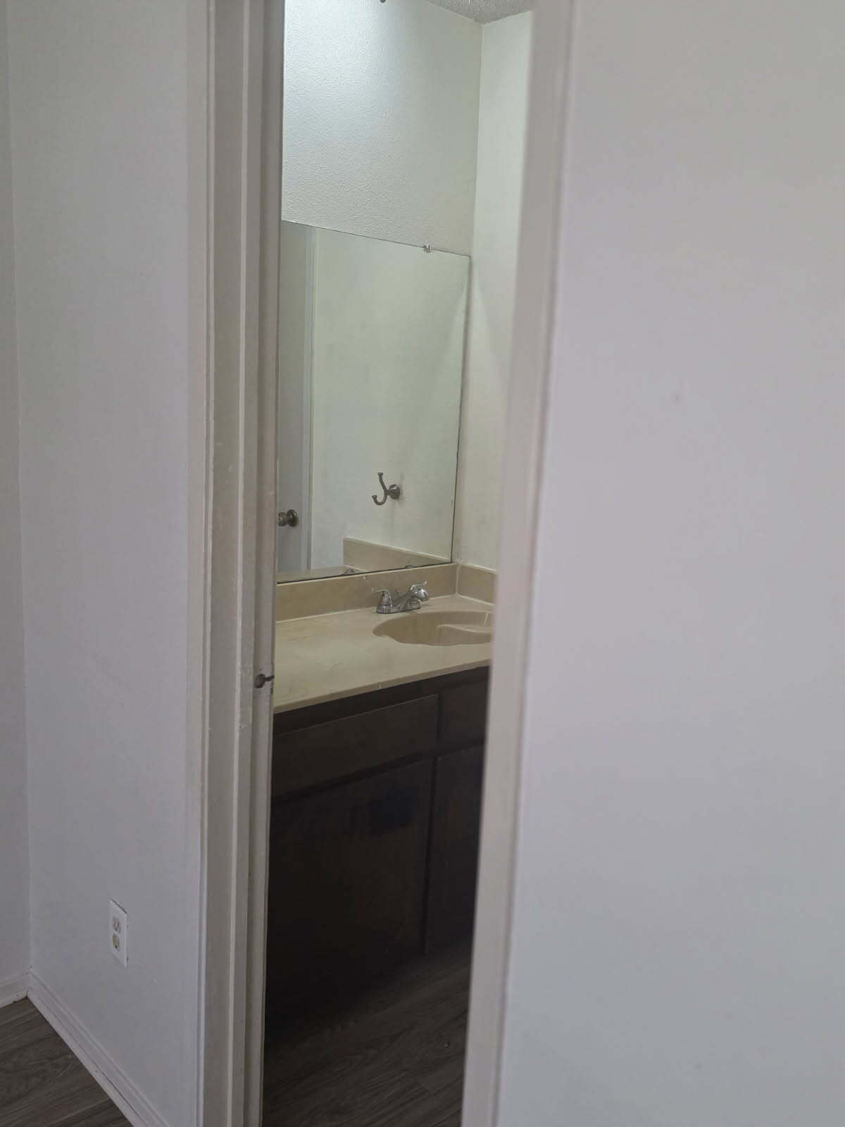 Building Photo - 7805 Ashe Ct