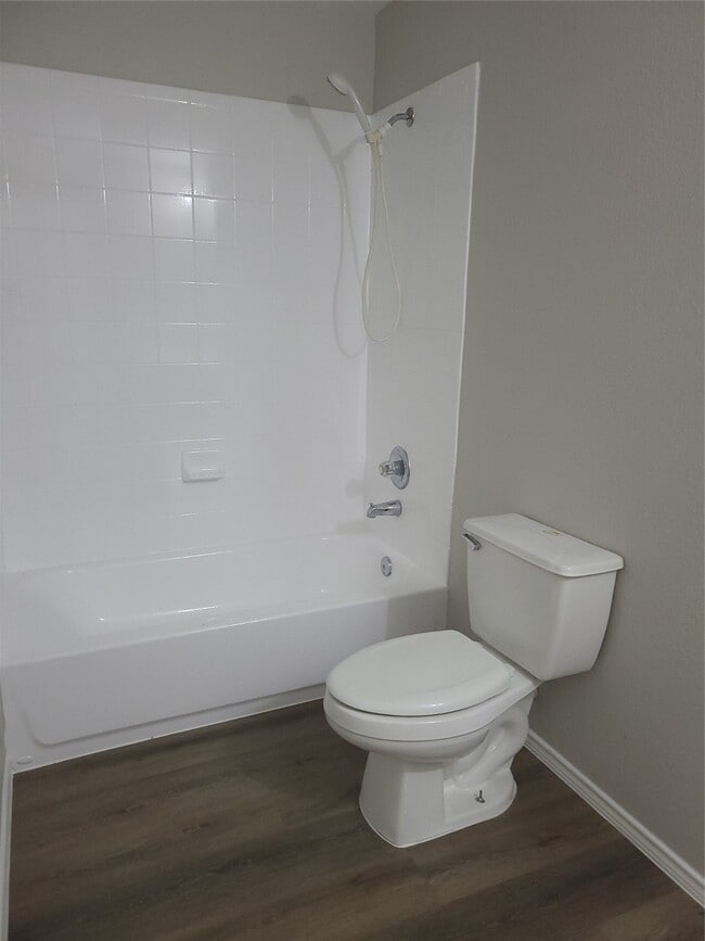 Building Photo - 7642 Appleberry Dr