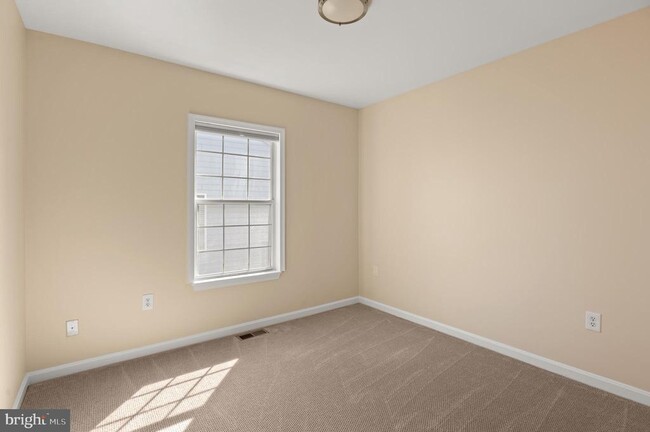 Building Photo - 3563 Narragansett Ave