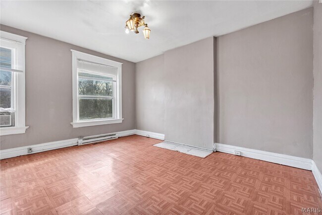 Building Photo - 2207 Angelica St