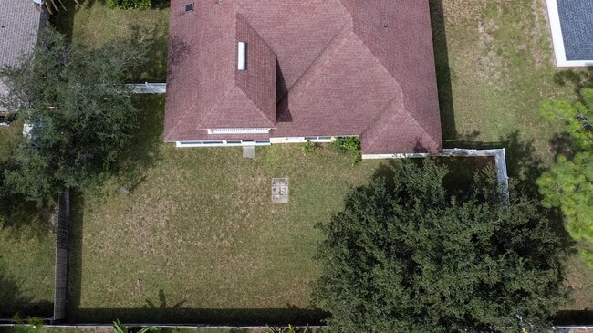 Building Photo - 109 Bilbao Dr