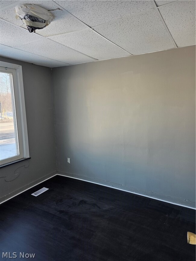 Building Photo - 168 Lake Ave