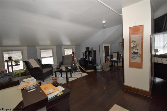 Building Photo - 428 Brockway Ave