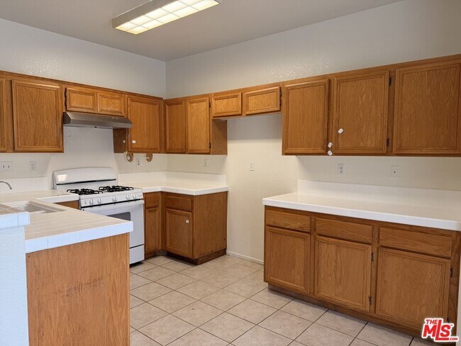 Building Photo - 7821 Emery Pl