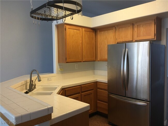 Building Photo - 1753 Sunflower Ct