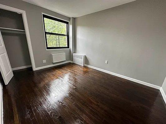 Building Photo - 2 bedroom in BRONX NY 10467