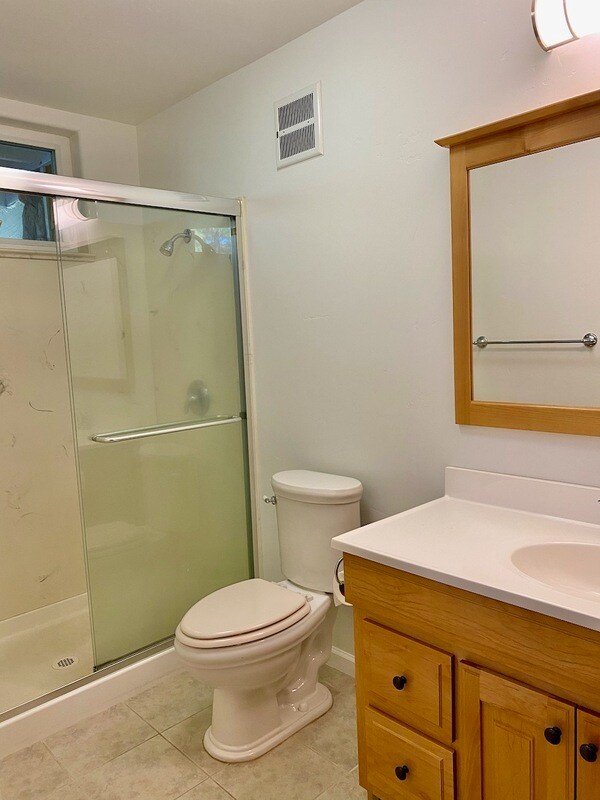 Building Photo - 13055 Summit Ridge Dr