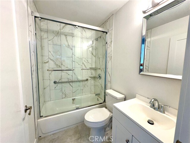 Building Photo - 14062 Carfax Ave