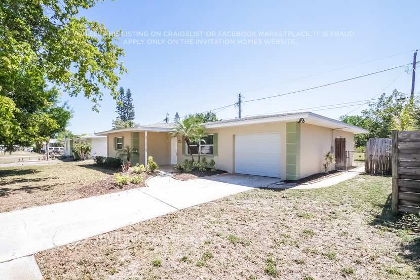 Building Photo - 3403 Cambridge Dr W