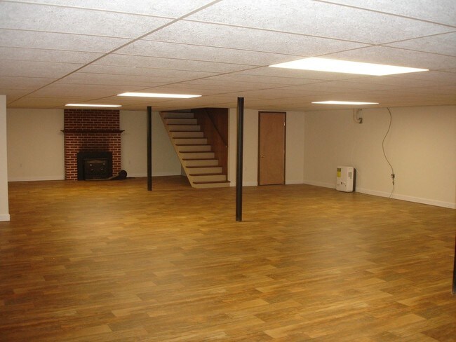 Building Photo - 2 br, 2 bath House - 1001 DEAVER ROAD