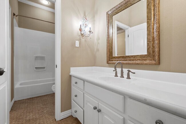 Building Photo - 7030 Flagstone Cir