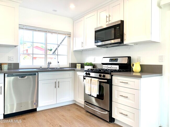 Building Photo - 30725 Mainmast Dr