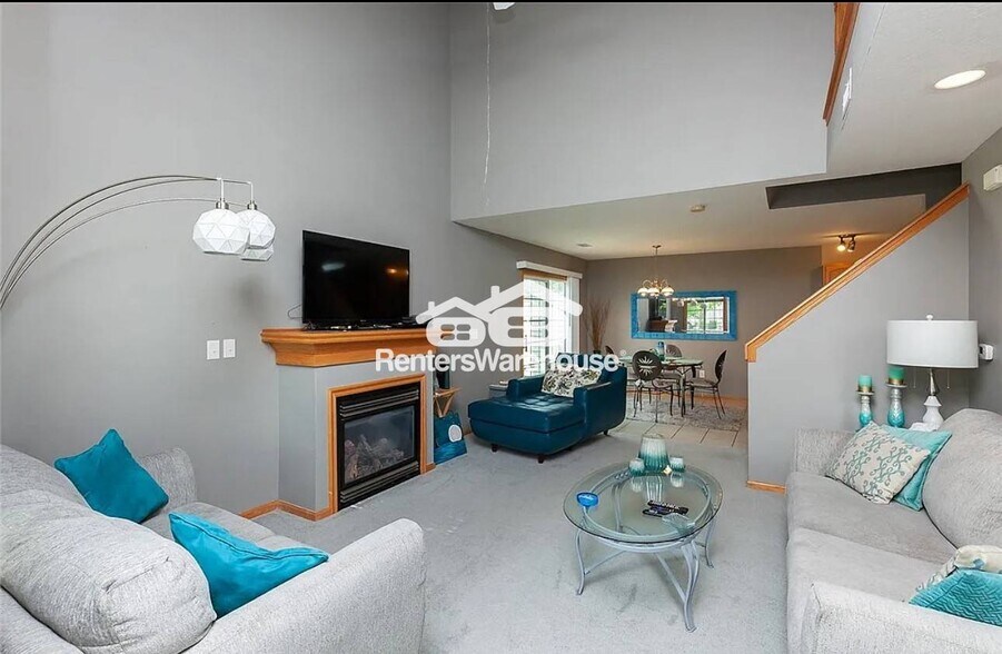Building Photo - 3799 Village Run Dr
