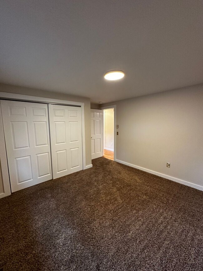 Building Photo - 4 Bed, 3 Bath Home in Hailey, Idaho with Beautiful Mountain Views