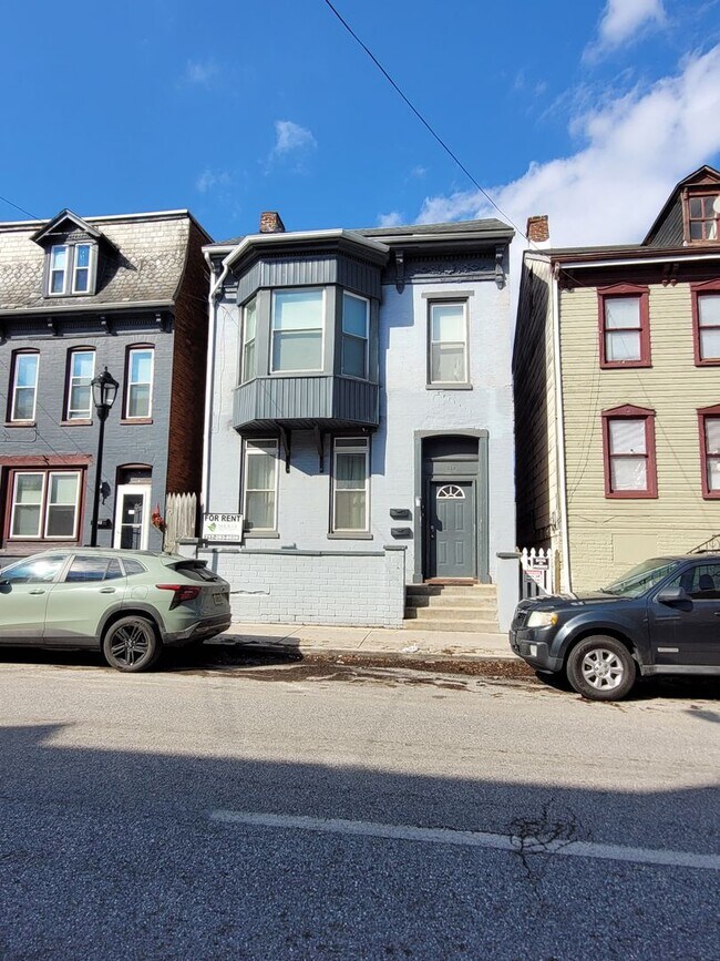 Building Photo - 339 W Philadelphia St