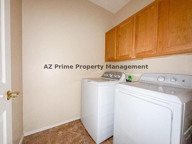 Building Photo - 6874 W Blackhawk Dr