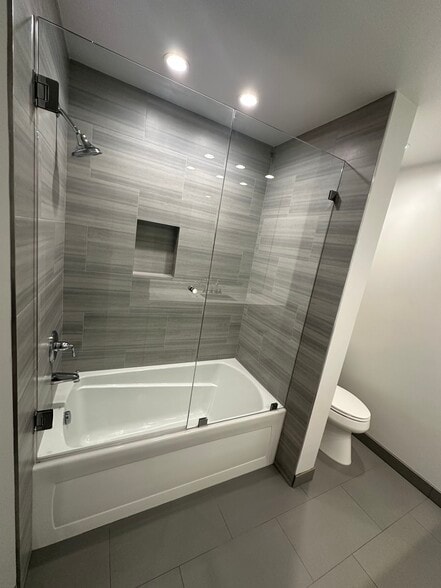 Bathroom #2 - 2131 Century Park Ln