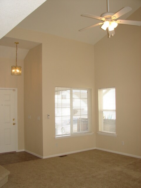 Building Photo - 5065 Stone Fence Dr