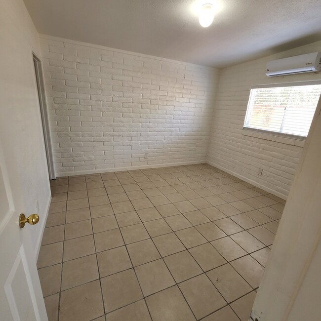 Building Photo - 301 W Alaska St