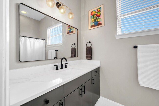 Building Photo - 1393 Sunset Beach Dr