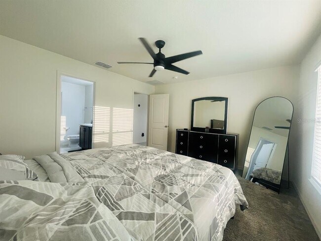 Building Photo - 3166 Sweet Acrs Pl