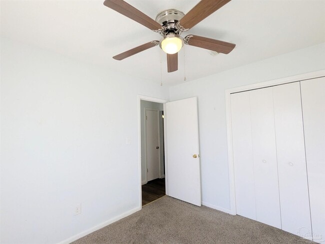 Building Photo - 3202 Redwood Ln