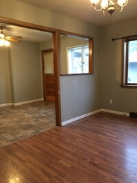 Building Photo - 9 G Dr
