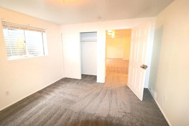 Building Photo - 5542 S 5340 W