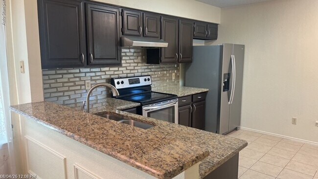 Building Photo - 903 Love Wood Ln