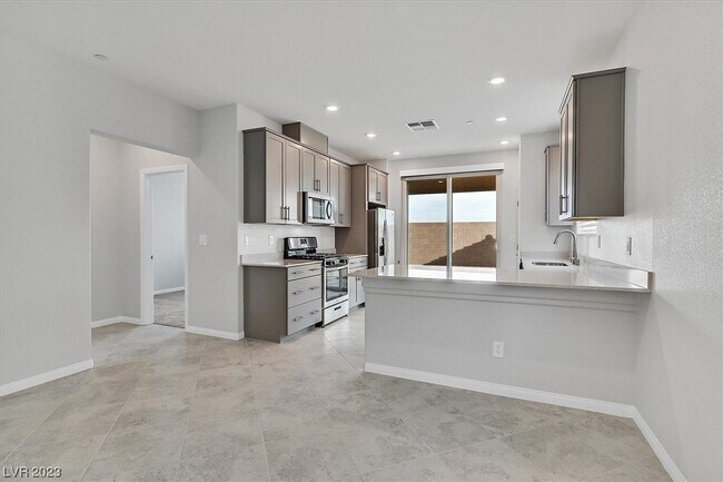 Building Photo - 2388 Bellinzona Pl