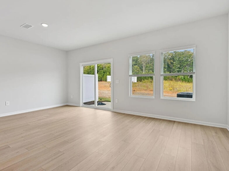 Building Photo - 1029 Winding Spg Dr