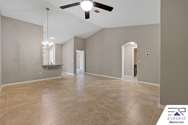 Building Photo - 3 Slumber Path