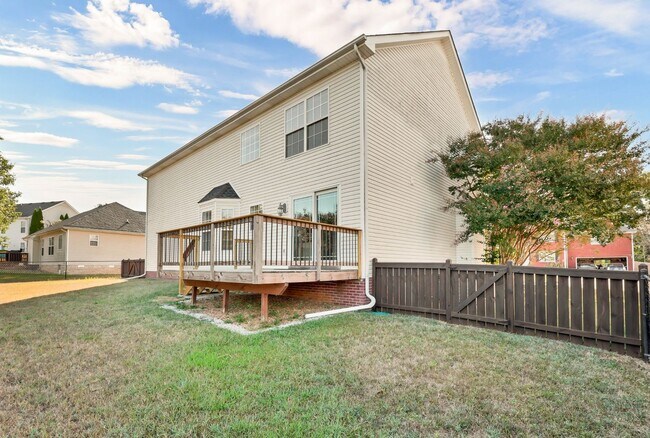 Building Photo - 3 Bedroom Pet Friendly Home For Rent With Extra Large Bonus Room!