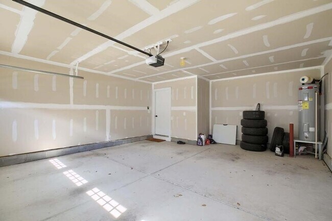 Building Photo - 6905 Motley Lndg Dr