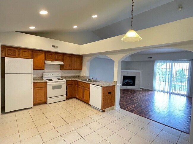 Building Photo - 54274 E Annsbury Cir