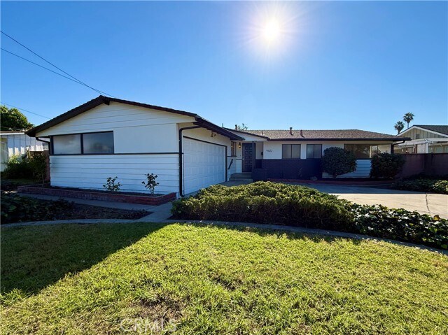 Primary Photo - 9822 Joyzelle Dr