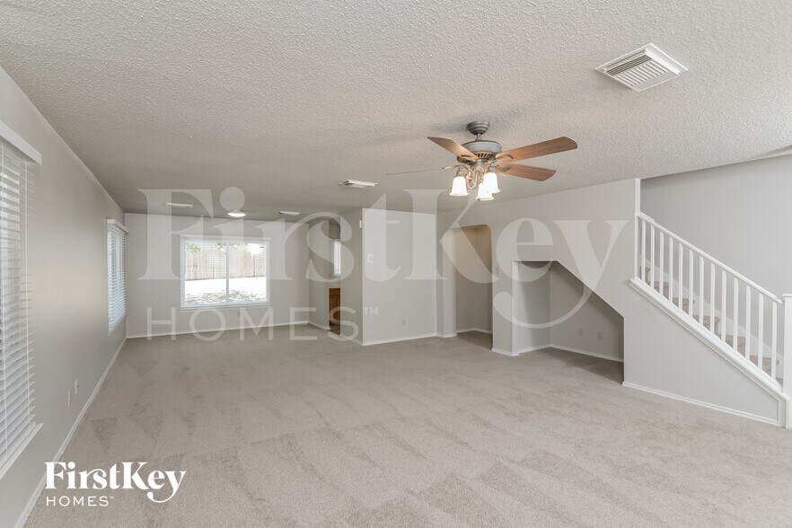 Building Photo - 2652 Westover View