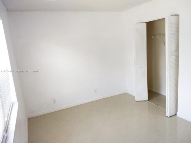 Building Photo - 4394 NW 9th Ave