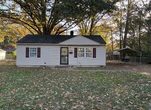 Building Photo - 3 Bedroom 1 Bath Home Millington convenient to Navy Base and Hwy 14