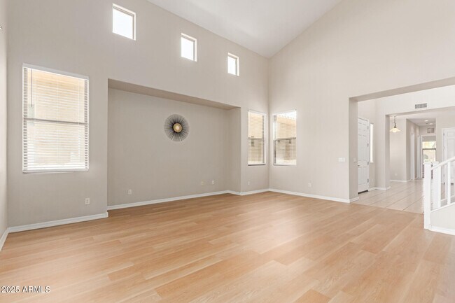 Building Photo - 2417 N 142nd Ave