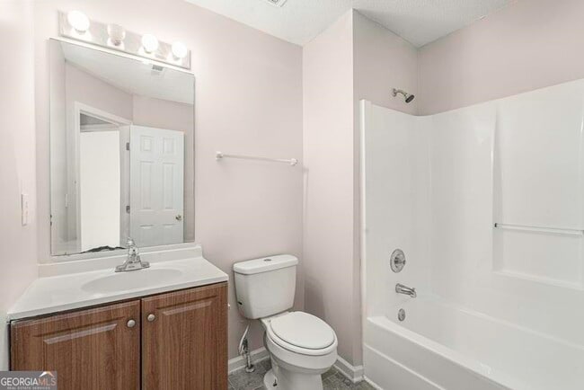 Building Photo - 3712 Salem Chapel Dr