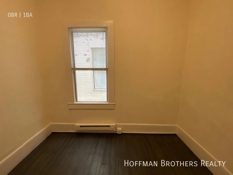 Building Photo - 706 Kearny St