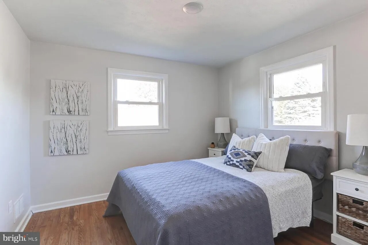 Bedroom 1 - 2360 Sycamore Rd