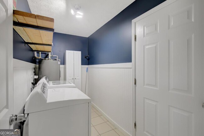 Building Photo - 506 Iris Glen
